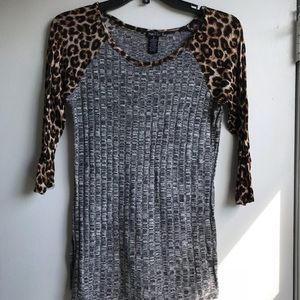 Rue 21 half sleeve shirt